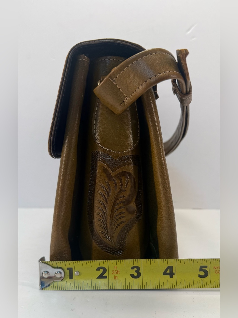 Vintage Flores Hand-Tooled Brown/green Leather accordion style shoulder Bag - Picture 7 of 16